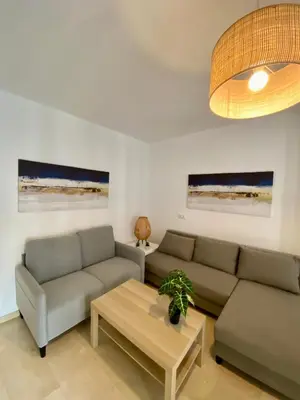 Zona de estar de Apartamento nuevo en centro 19743