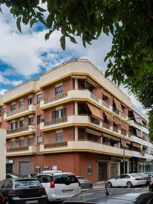Edificio en el que se encuentra el apartamento
