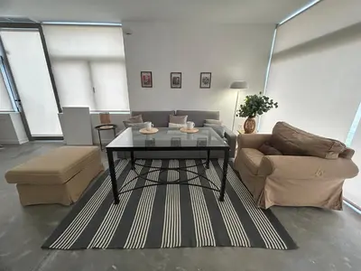 Zona de estar de Nuevo y tranquilo de 1 habitación 15 minutos del casco histórico