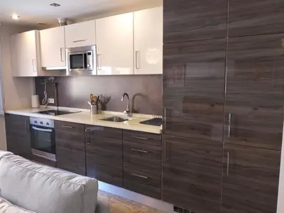 Una cocina o zona de cocina en 601 Moderno y Amplio apartamento en Valdeolleros