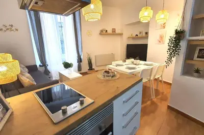 Una cocina o zona de cocina en Apto en centro setas Sevilla