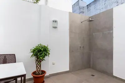 Un baño de Levíes Judería by TheGoodTourist