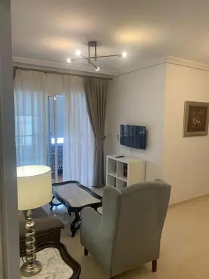 Una televisión o centro de entretenimiento en vistas desde montequinto