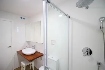 Un baño de Sevilla centro - Carrión Mejías