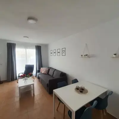 Moderno Apartamento 3 dormitorios y piscina