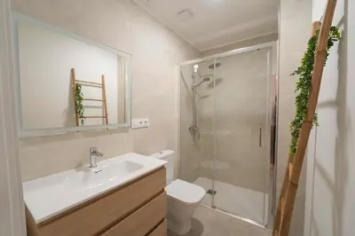Un baño de Apartamento a estrenar junto al centro de la ciudad