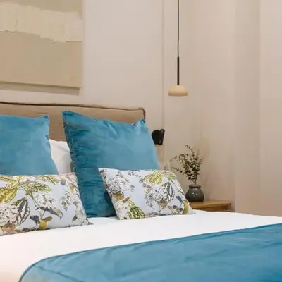 New Hostly Alameda Apartments