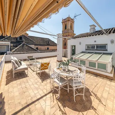 Un balcón o terraza de ISG Apartments Casa Levíes Luxury House Downtown