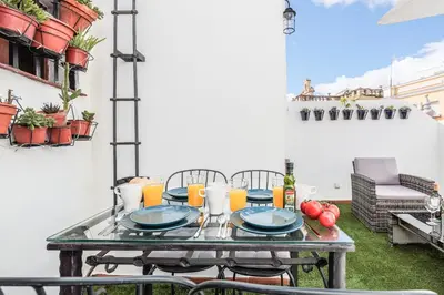 Zona de estar de Bonito duplex con terraza calle Féria