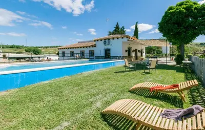 Piscina en o cerca de Nice Home In La Puebla De Los Infan