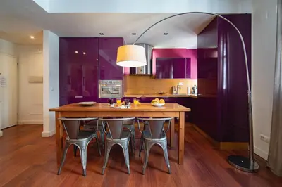 Una cocina o zona de cocina en The Artist's House with Private Pool by SHS