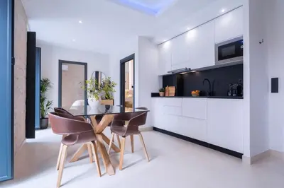 Una cocina o zona de cocina en Luxury Apartment overlooking Casa Pilatos