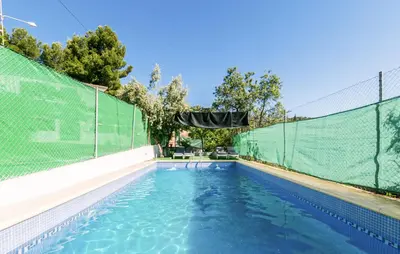 Piscina en o cerca de Stunning Home In Alcala La Real