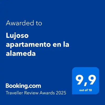 Certificado, premio, señal o documento que está expuesto en Relator Suites