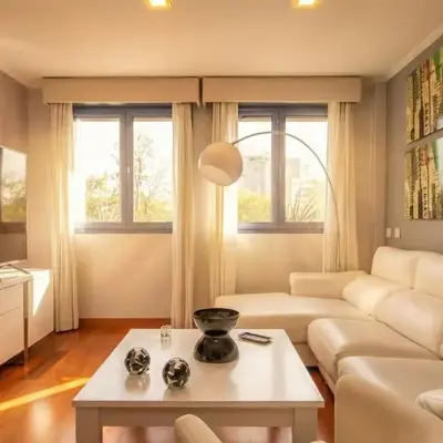 Luxury apt in Plaza de España - FREE parking