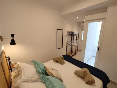 Cama o camas de una habitación en Luxury & Comfort a 2 minutos de parking público