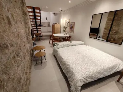 Cama o camas de una habitación en Luxury & Comfort a 2 minutos de parking público