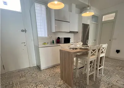 Una cocina o zona de cocina en Balcones de Jauregui Premium Apartment