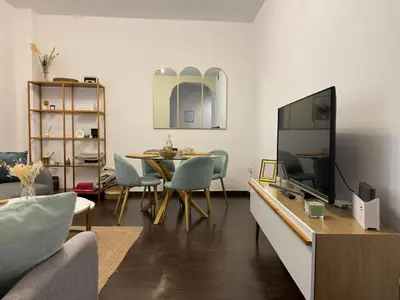 Una televisión o centro de entretenimiento en El Rincón del Azahar, dúplex con encanto