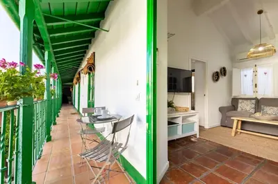 Una cocina o zona de cocina en Alcazares Central Suite by Valcambre