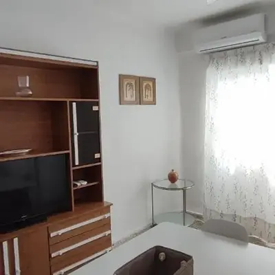 Apartamento 2 habitaciones a 8 min del Casco Historico