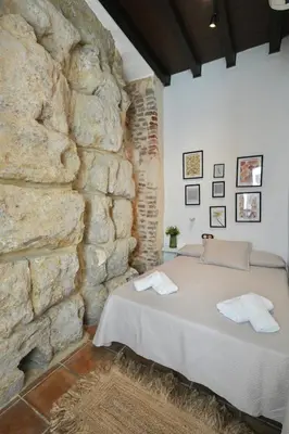 Cama o camas de una habitación en Romero Suites 2