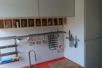 Una cocina o zona de cocina en COMFORTABLE & NICE APARTMENT SEVILLE