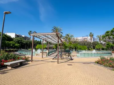 Piscina en o cerca de BHost - Virrey