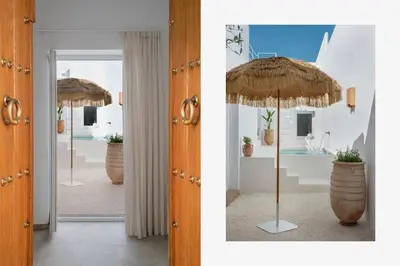 Plano de Casa nueva con piscina privada y solárium