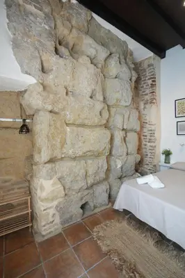 Cama o camas de una habitación en Romero Suites 3