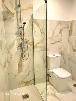 Un baño de Loft Flor de Neroli