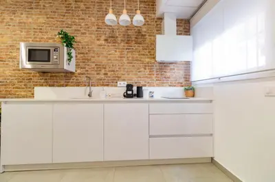 Una cocina o zona de cocina en Nuevo Piso junto a Santa Justa y Aeropuerto 2