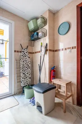 Plano de Piso con patio privado y parking Nervión Sevilla