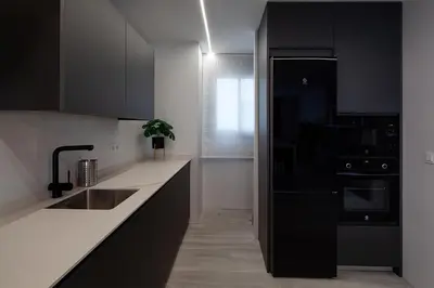 Una cocina o zona de cocina en Espectacular piso en Nervión