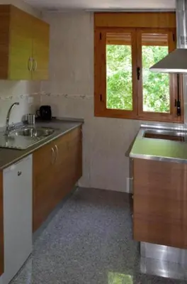 Una cocina o zona de cocina en Casa Patio las Palmeras Córdoba con piscina
