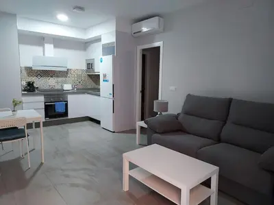 Una cocina o zona de cocina en Espectacular loft reformado en Córdoba by beBalmy