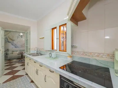 Una cocina o zona de cocina en Cubo's Noches de Luna Family Casabermeja House