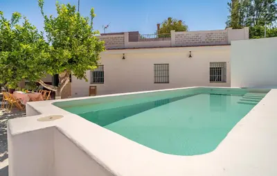 Piscina en o cerca de Cozy Home In Villanueva Del Río Y M