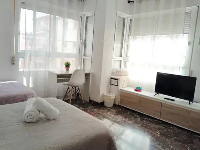 Cama o camas de una habitación en Piso compartido DELYRENT, zona CorteInglés
