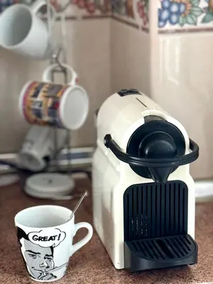 Utensilios para hacer té y café en Vistas del Valle