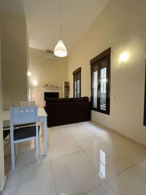 Plano de Coqueto apartamento en el centro de Sevilla con patio privado