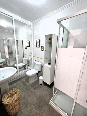 Un baño de Sol Life