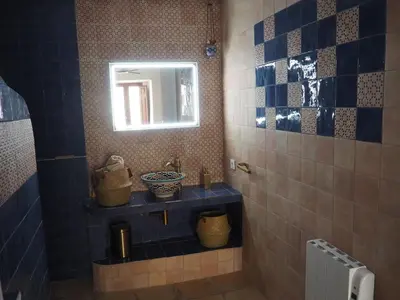 Un baño de Casa Real