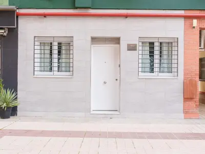 Fachada o entrada de Sevilla Railway - Studio