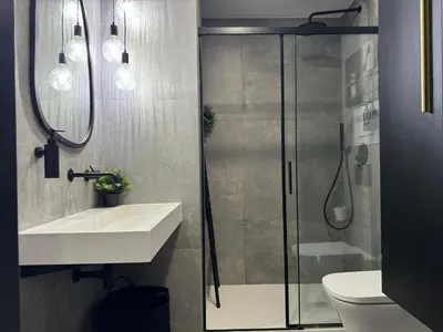 Un baño de Apartamento Deluxe Lajudería con PARKING GRATIS