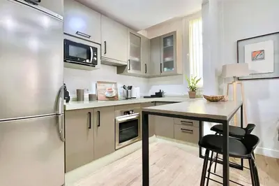 Una cocina o zona de cocina en San Marcos Sevilla Center
