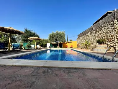 Piscina en o cerca de Mirador del Calasancio 1