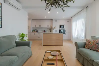 Una cocina o zona de cocina en Oasis Cordoba Central