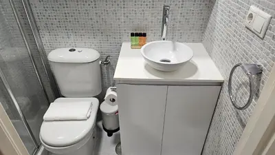 Un baño de Wish Suite Feria de Sevilla