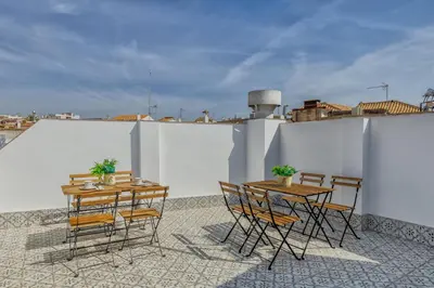 Un balcón o terraza de Apartamentos Deanes & Casco histórico